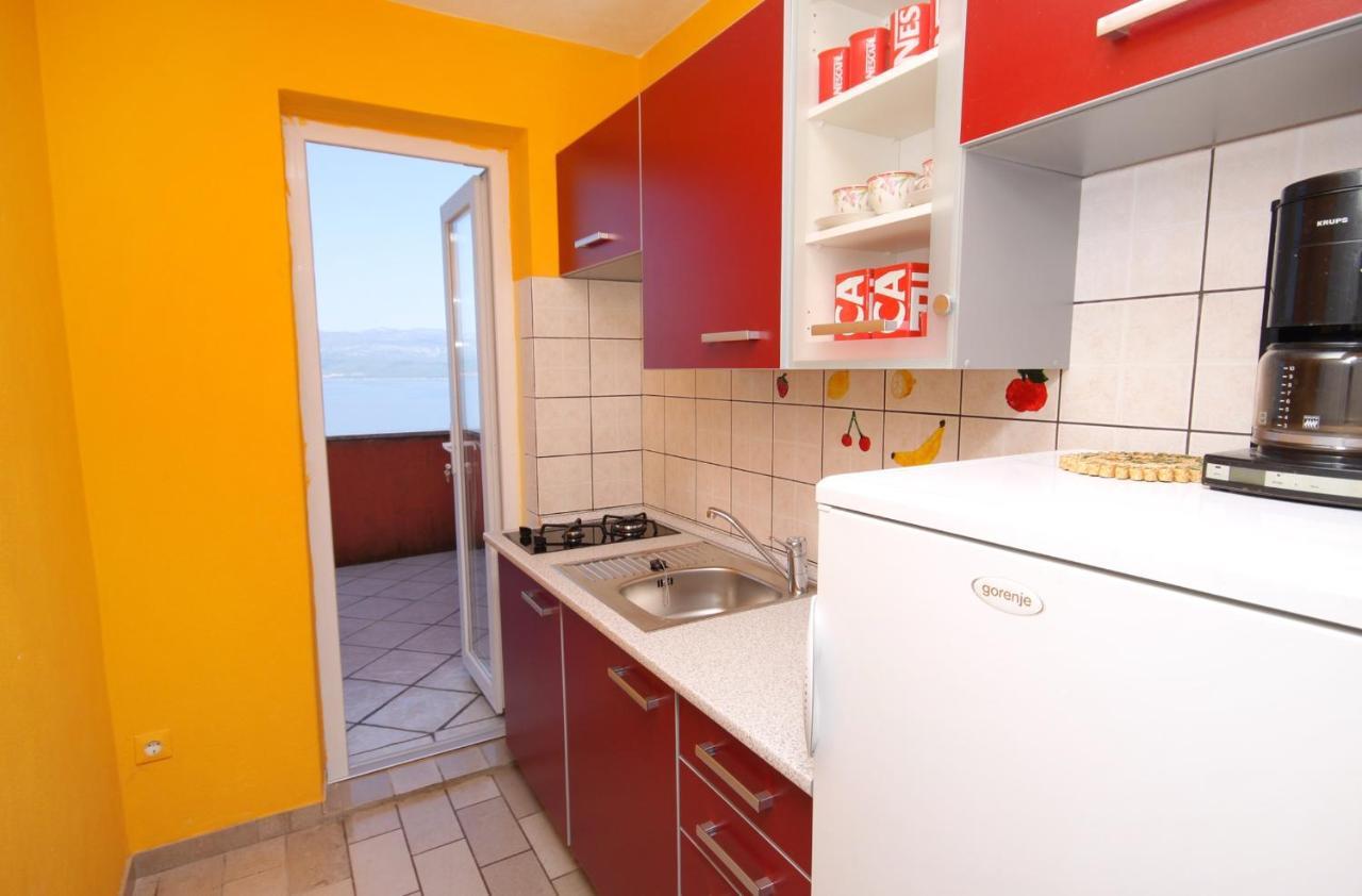 Apartments With A Parking Space Vrbnik, Krk - 429 Zewnętrze zdjęcie